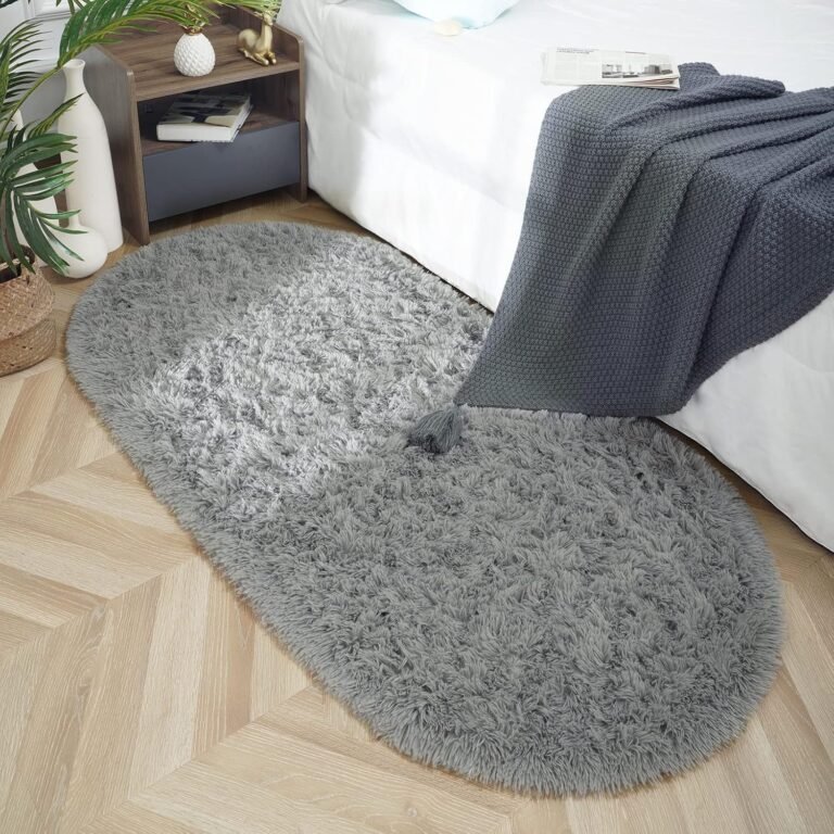 ISEAU Fluffy Plush Shaggy Area Rug for Kids Bedroom, Extra Comfy Cute Nursery Rug for Boys Girls Room, 2.6 x 5.3ft, Grey